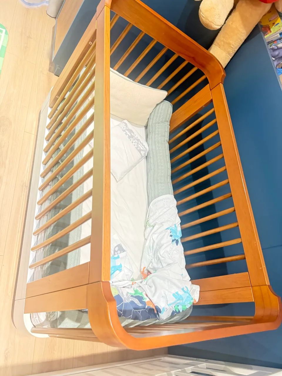Berço Infantil e Comoda