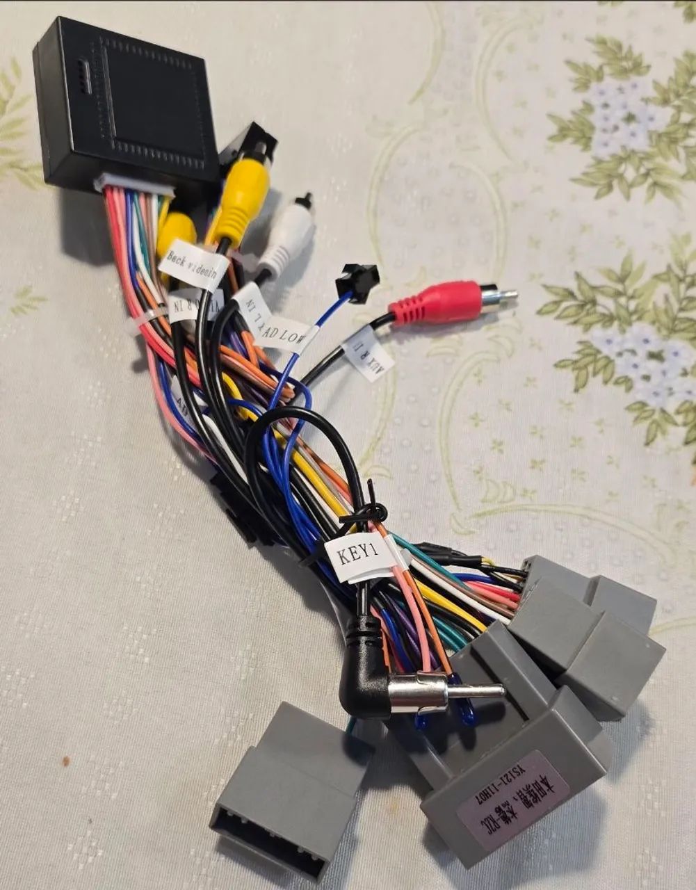 Kit chicote e moldura para multmidia android 9 polegadas hrv 2016 a 2018 - Foto 5