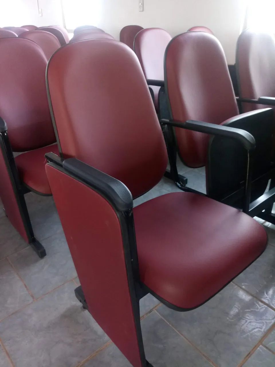 fábrica cadeiras e poltronas  - Foto 3