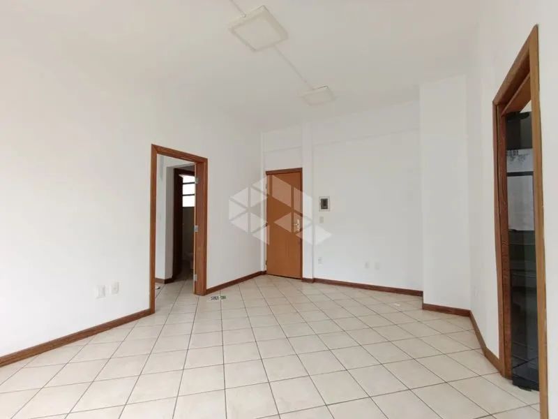 Sala comercial 58M² para locação no Centro de Florianópolis  Rua Felipe Schmidt