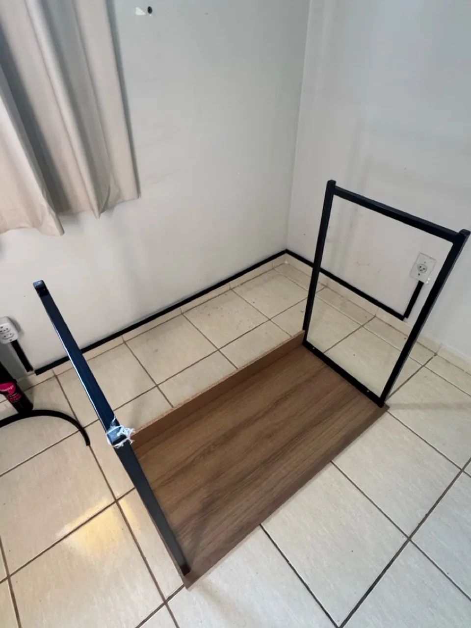 Mesa de escritório moderna - Foto 3