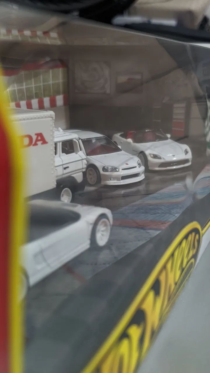  Hot wheels premium Diorama Honda - Caixa c/ amassos - Foto 2