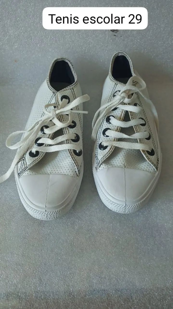 Lindos tênis 29 e 32 preço dos 2 juntos 
