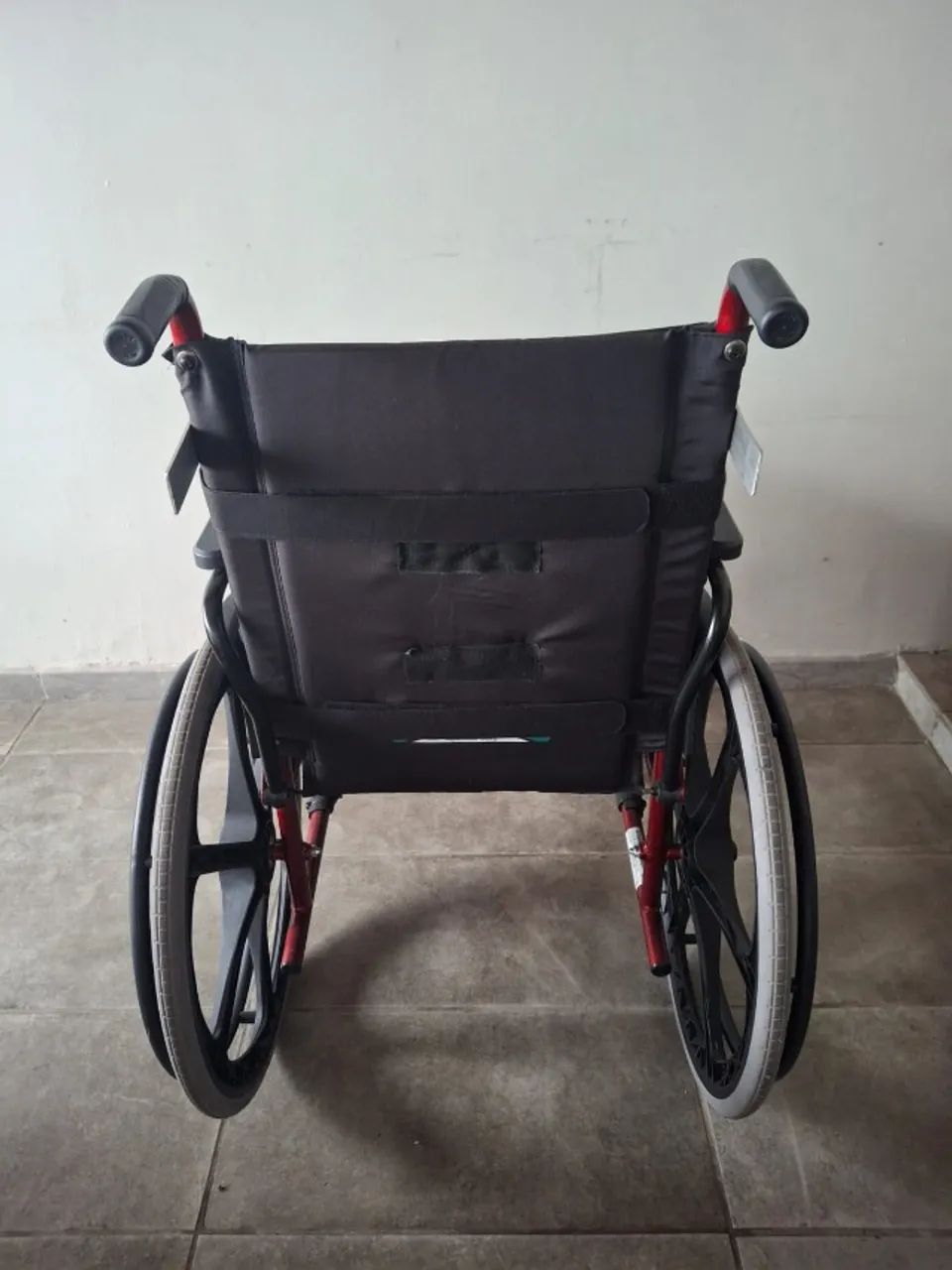 Cadeira não motorizada com regulagem - Foto 4