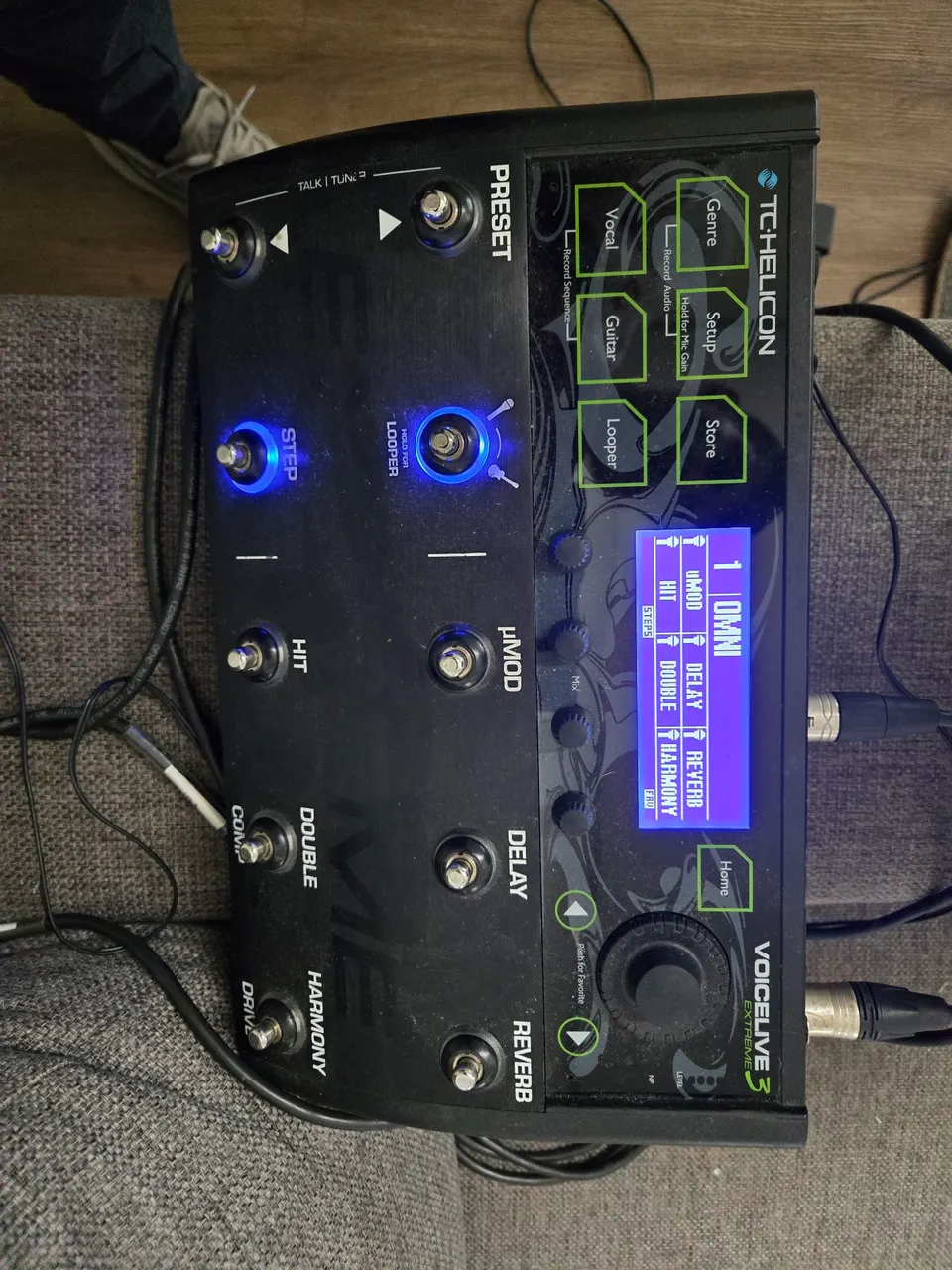 Pedal profissional efeitos voz tchelicon voice live 2