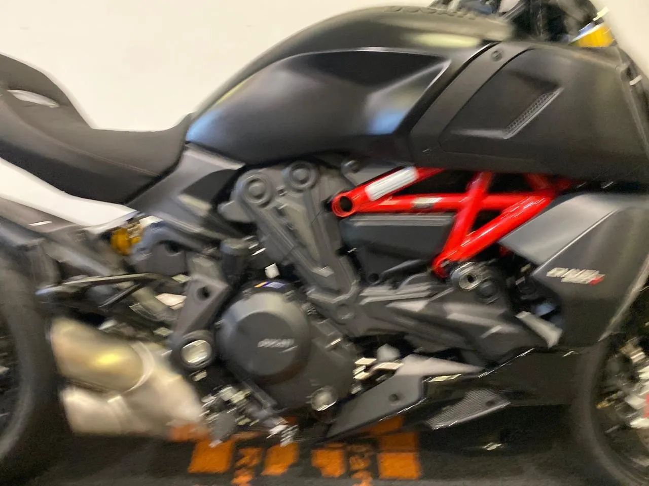 Ducati Diavel 1260 S - Foto 2