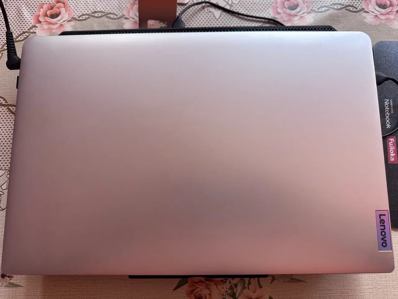 Notebook Lenovo  - Foto 2