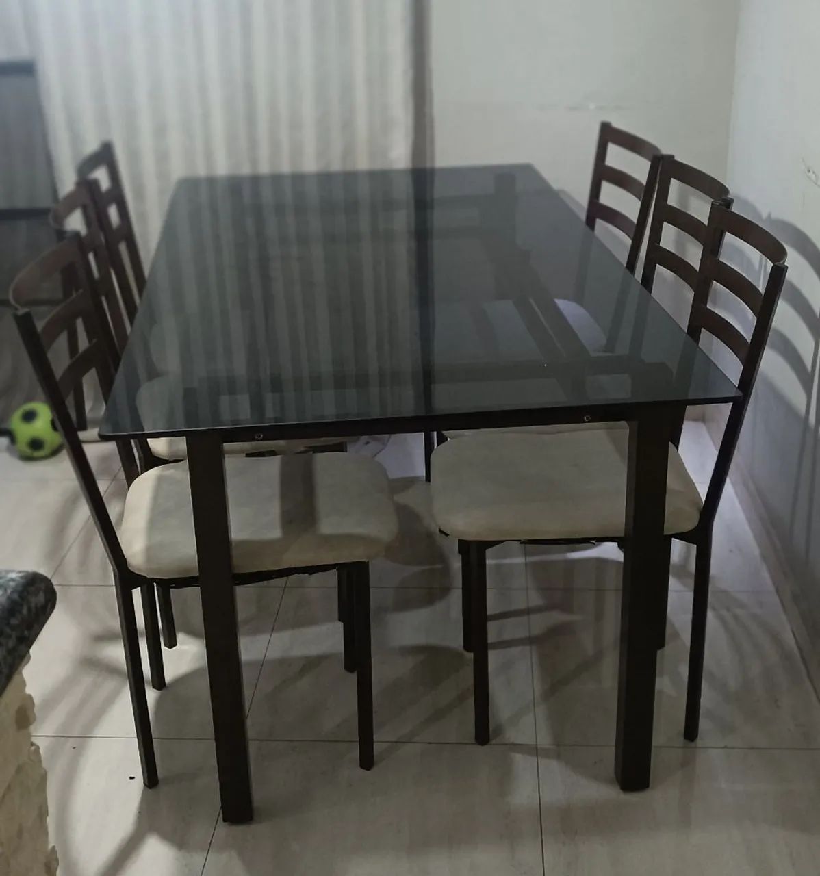 Mesa de ferro e vidro 6 lugares  - Foto 2