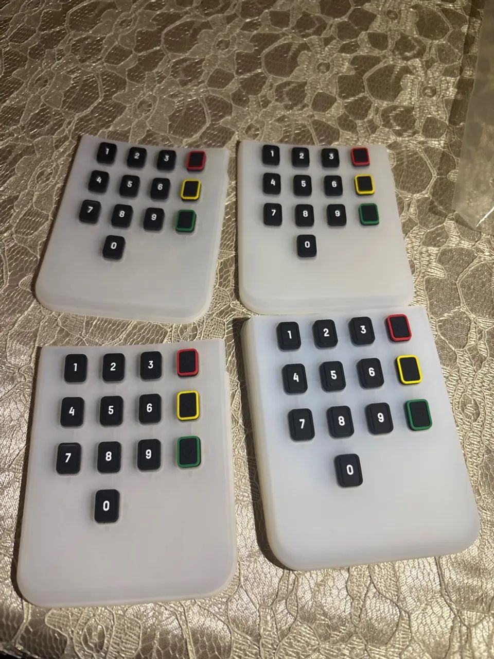 TECLADO NUMÉRICO FÍSICO 