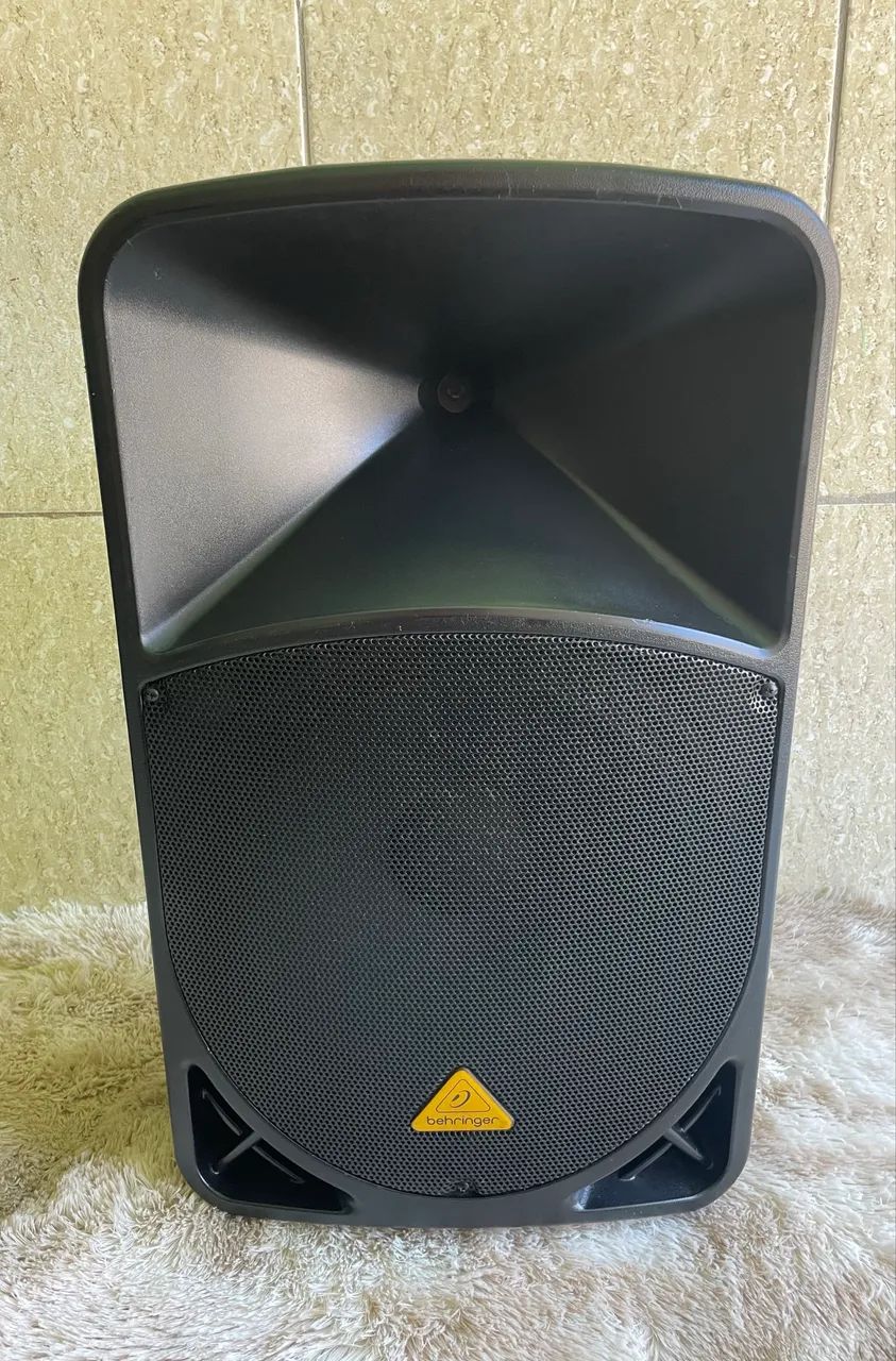 Caixa Behriger 15 polegadas 1000W - Foto 4