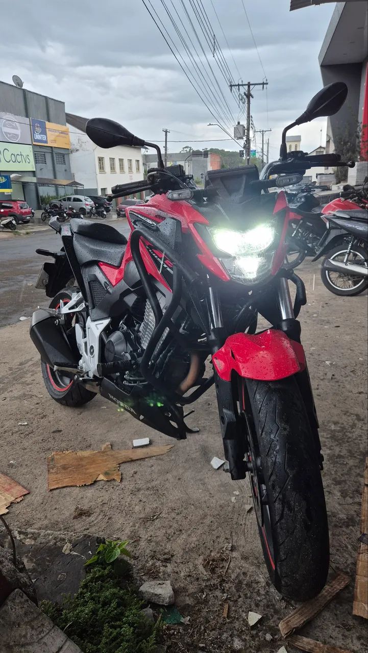Cb300f  2023 - Foto 2