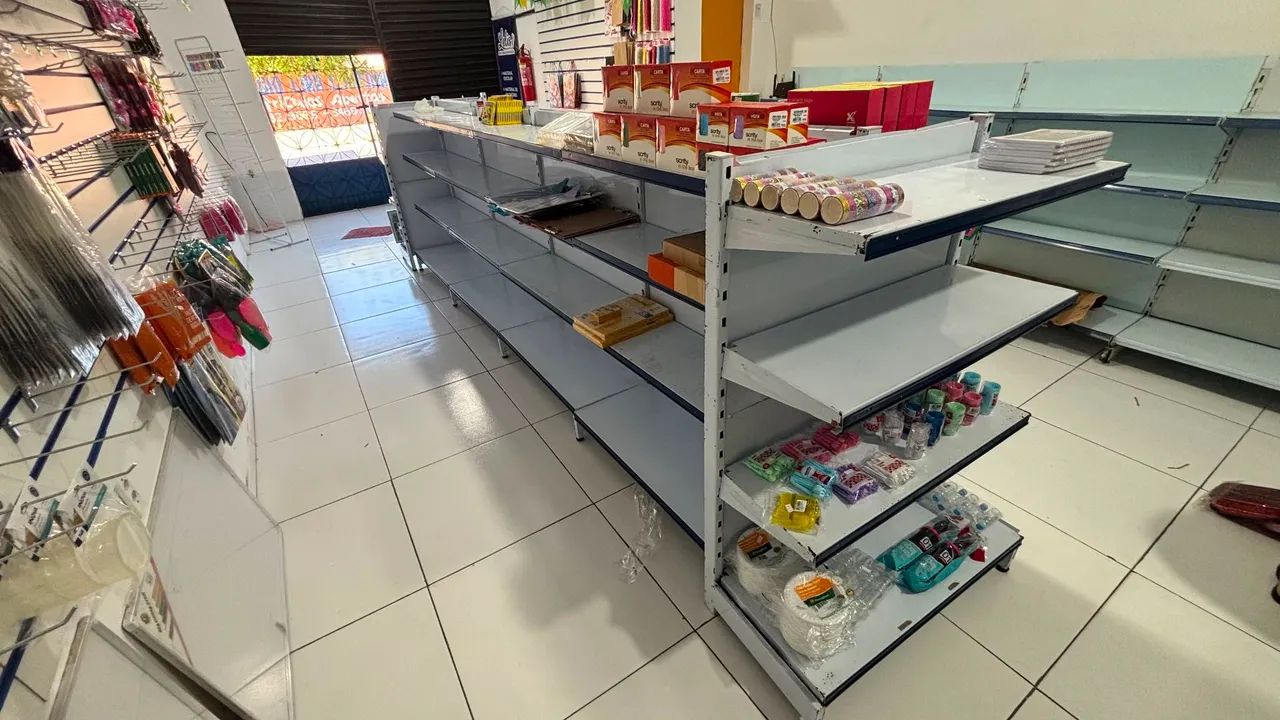 Vendo gôndola central para loja - Foto 3