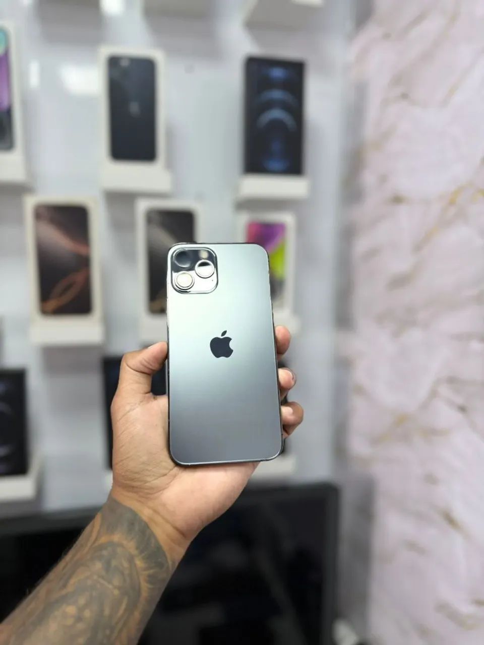 IPHONE 13 PRO MAX 128GB PRETO<br>R$ 2.999,00
