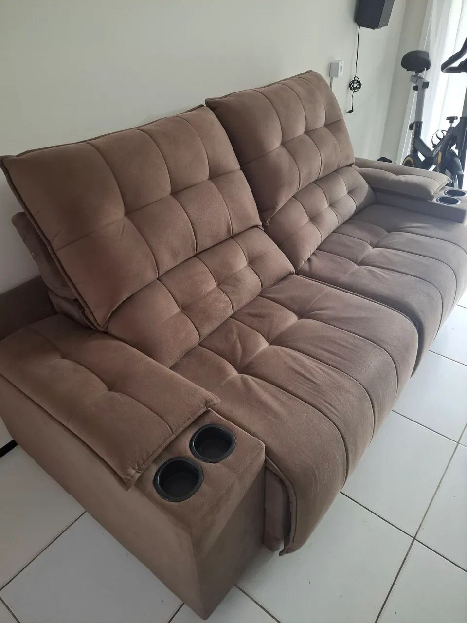 Sofá retrátil 