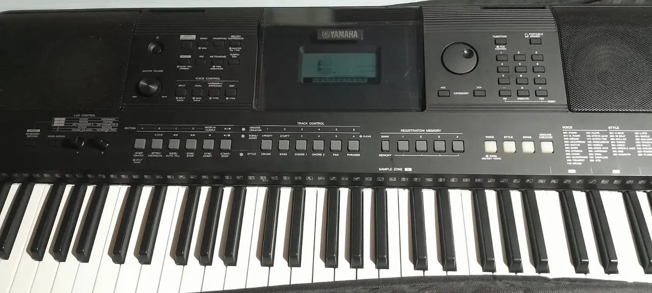 Teclado yamaha 61 tecla 