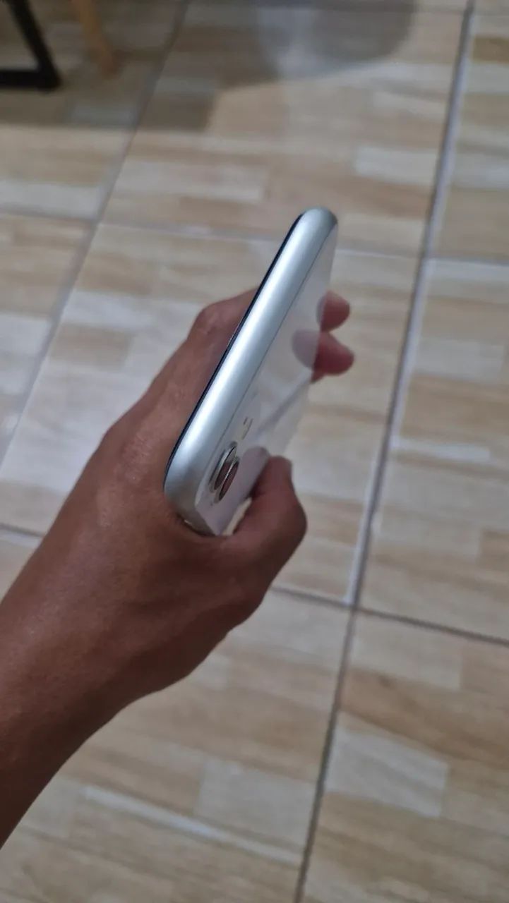 IPHONE 11 64G - Foto 5