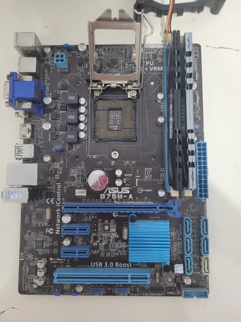 PLACA MÃE , PROCESSADOR E RAM DDR3.