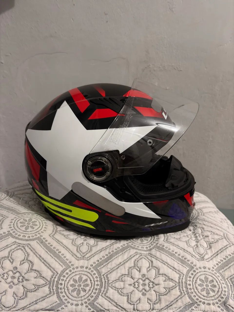 Capacete LS2 FF358