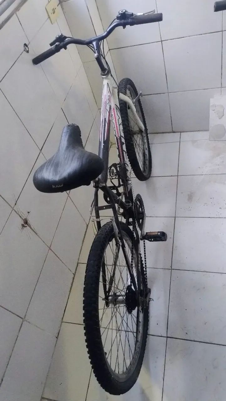 bicicleta aro 26 - Foto 5