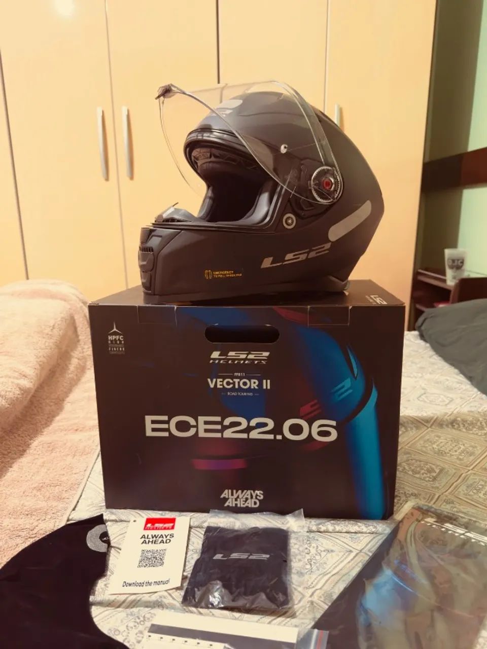 Vendo jaqueta e demais acessórios - Foto 4