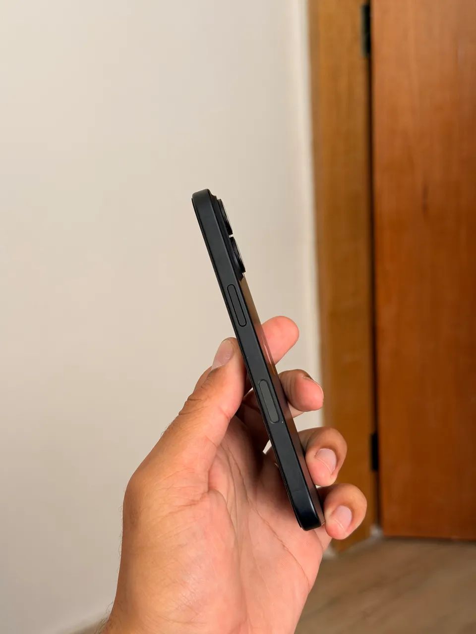 iPhone 16 128gb Preto impecável  - Foto 2