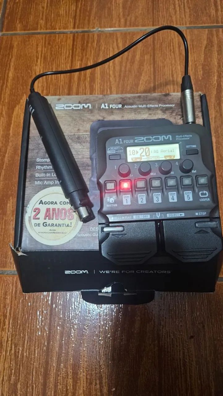 Pedaleira Zoom A1 Four
