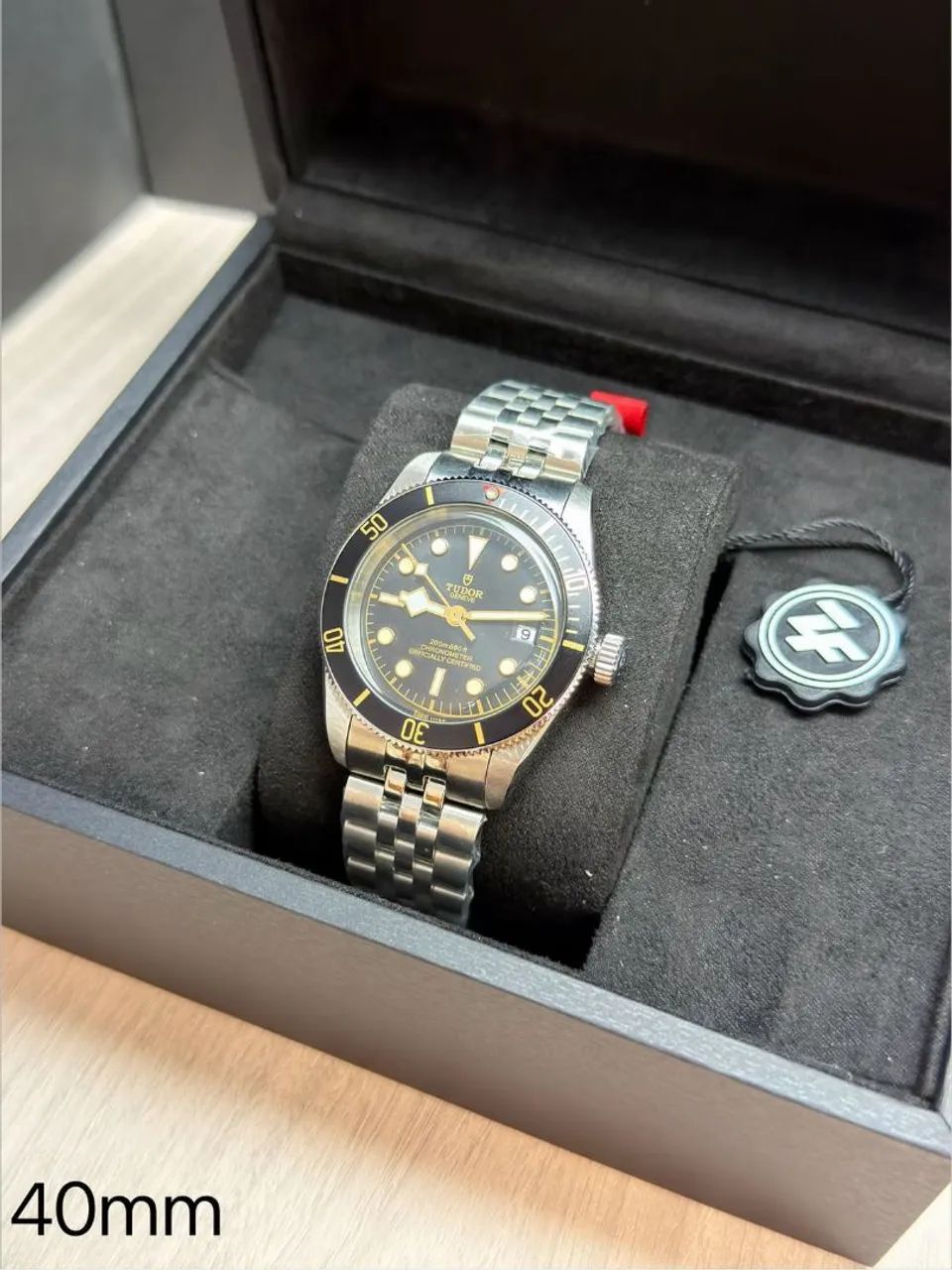 Acomp Caixa e Certif - Relógio Estilo Tudor Black Bay Automático - Safira e Aço Inox 