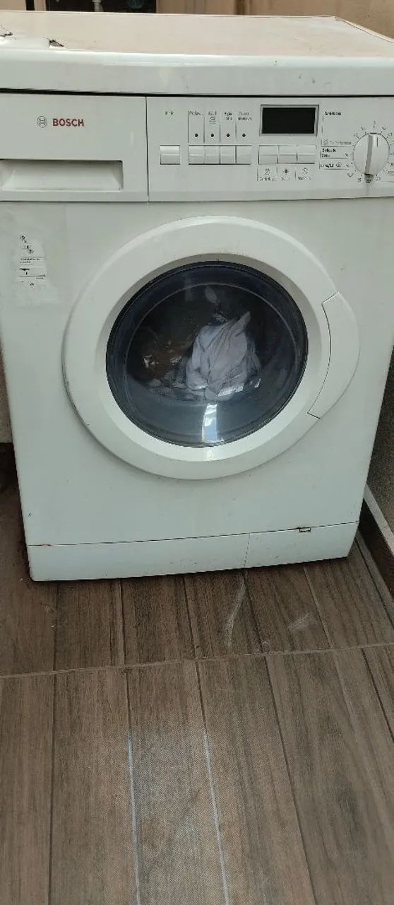 Máquina de lavar BOSH usada - Funcionando mas precisa arrumar o sensor. - Foto 2