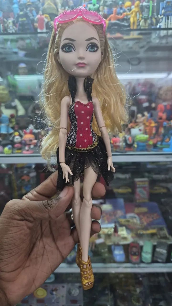 Boneca Ever After High - Apple White Mirror Beach - Foto 2