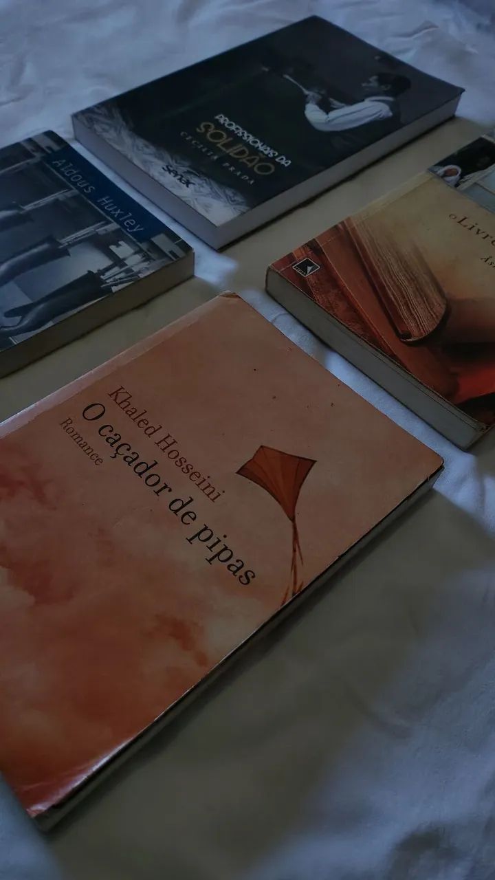 Kit com 4 Livros Usados Variados - Foto 2