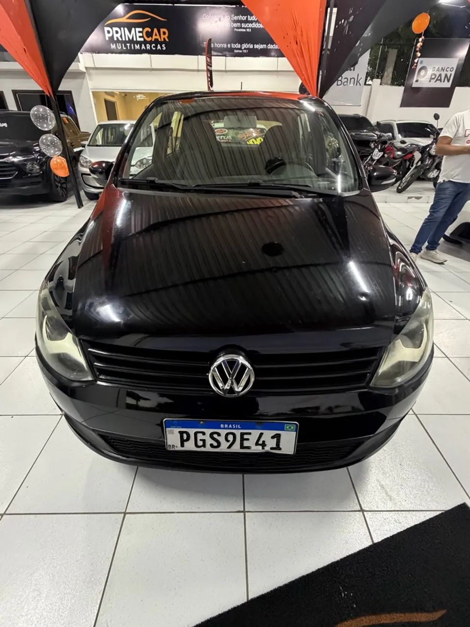 Volkswagen Fox Fox 1.0 Mi Total Flex 8V 5p 2014