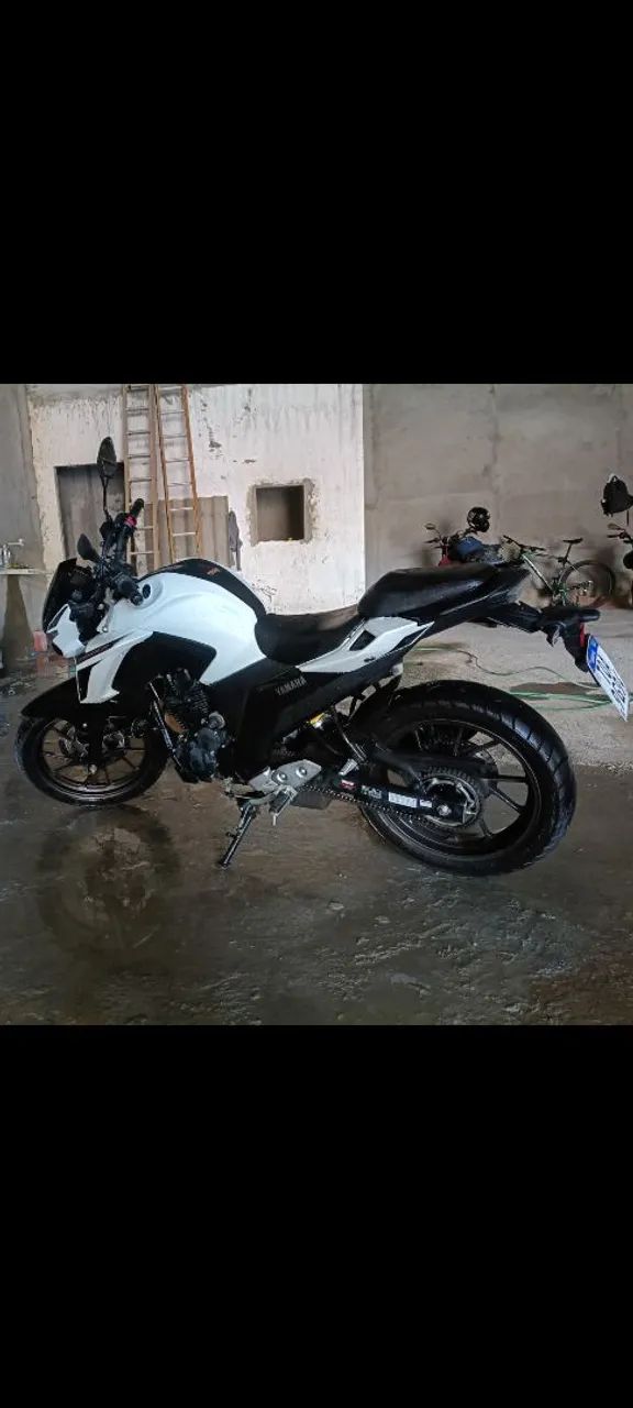 Moto Yamaha  - Foto 2