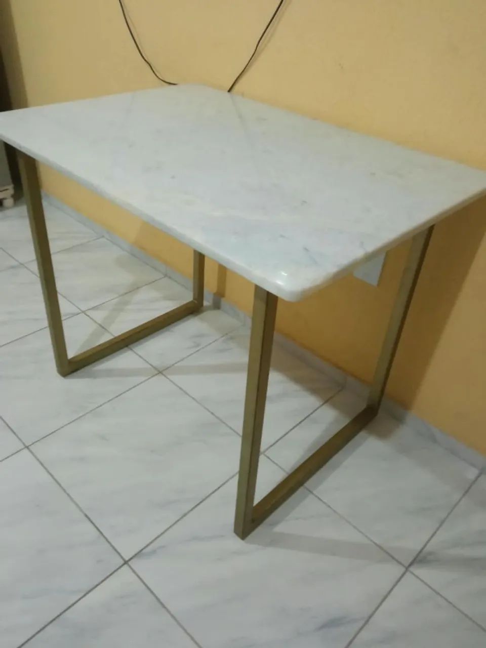 Mesa de Mármore 