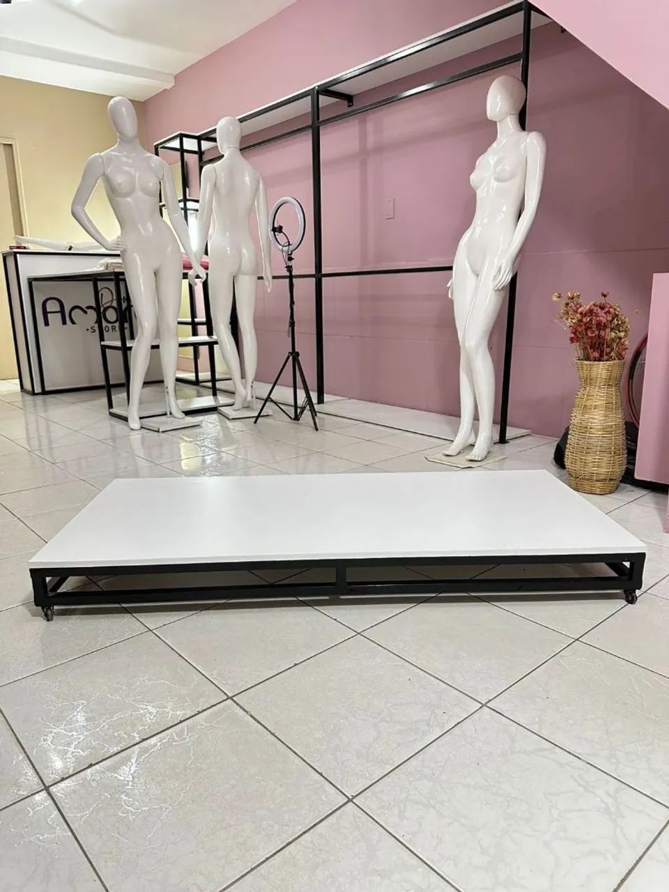 Base para Manequins Loja Roupas 