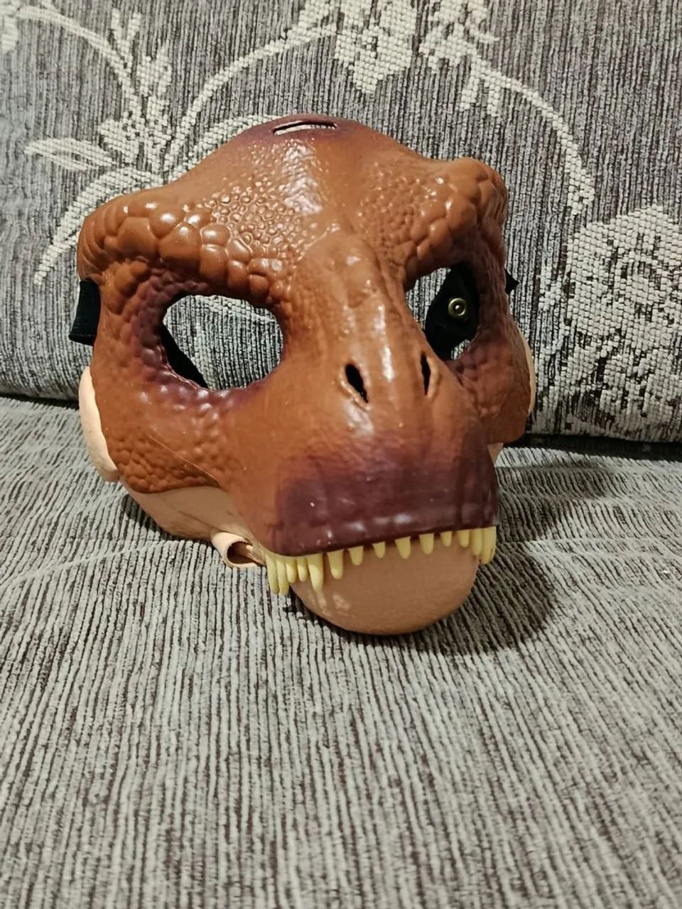 Máscara de dinossauro  - Foto 4