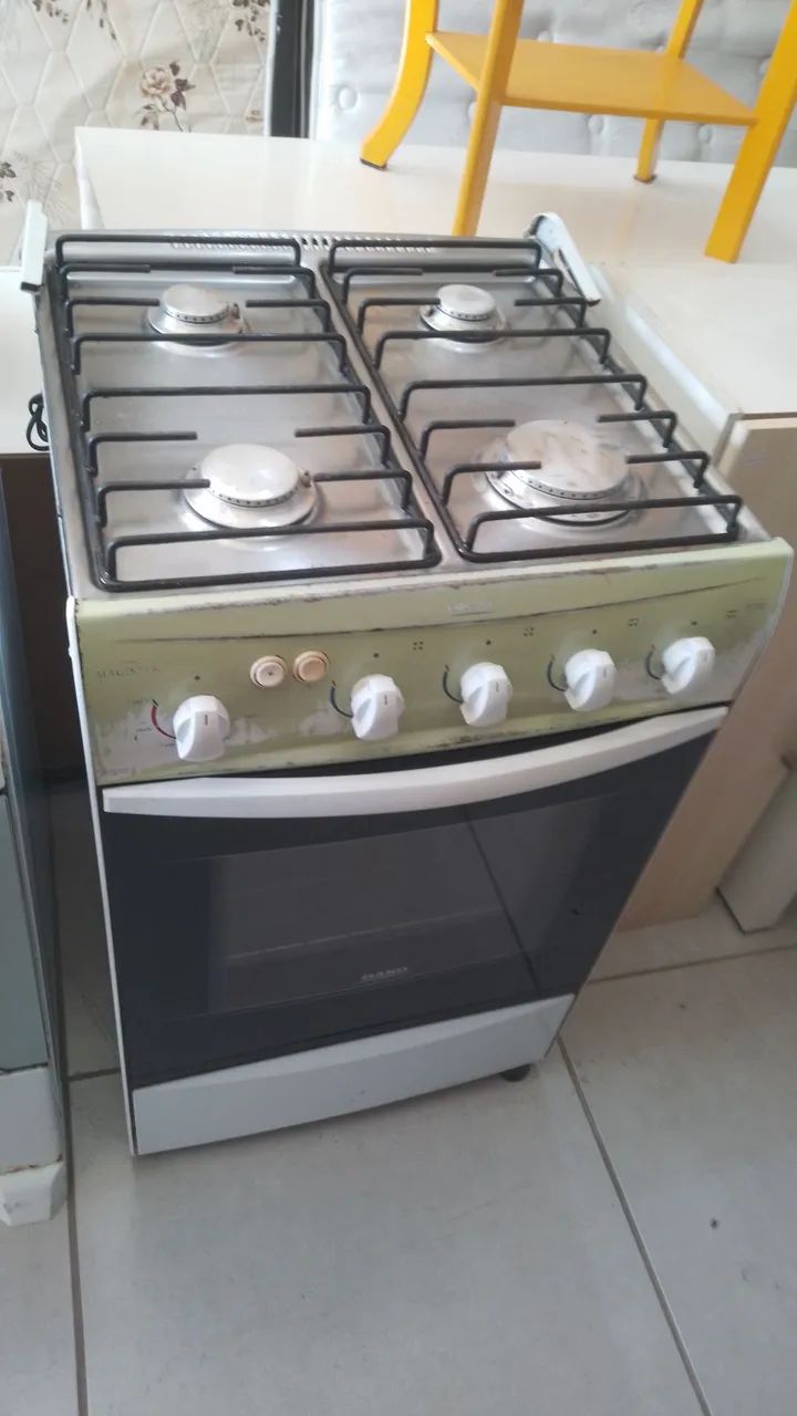 Fogão 4 bocas dako