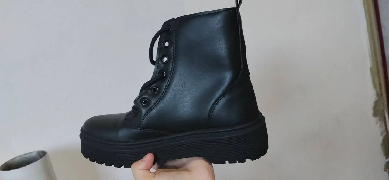 Bota nova número 33 - Foto 2