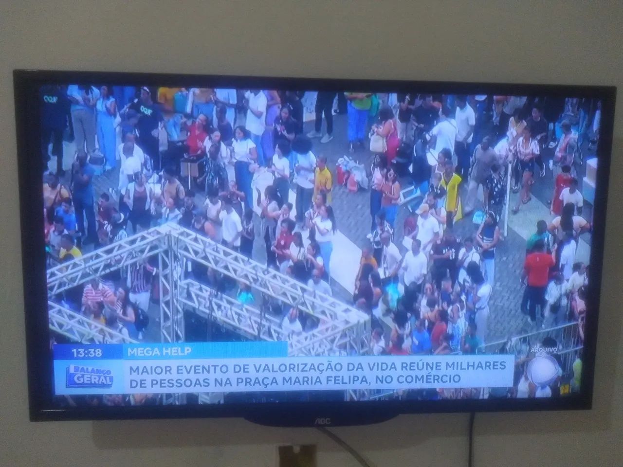Tv AOC 32 Polegadas não é Smart com defeito leia o anúncio  - Foto 3