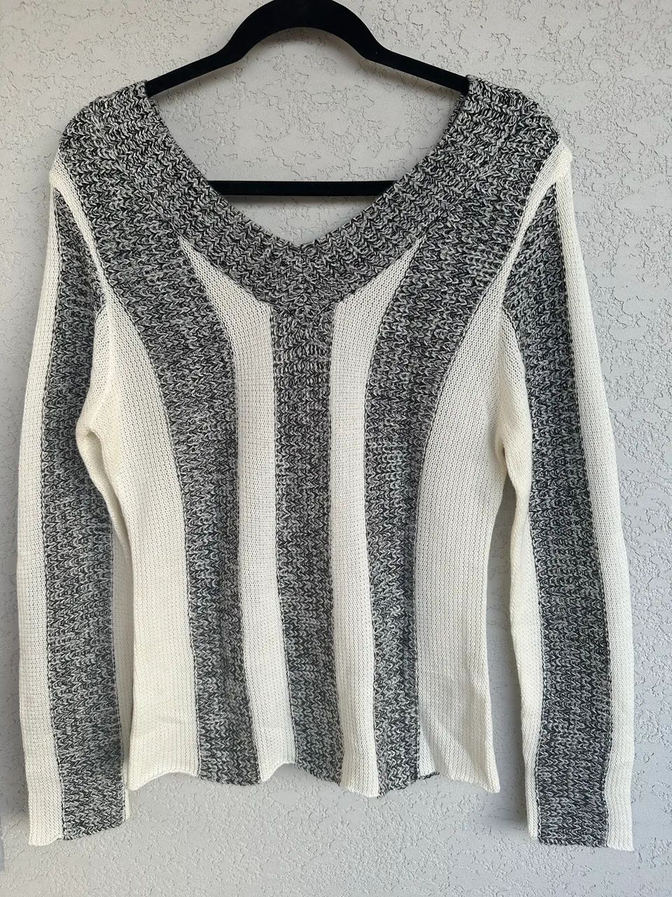 Blusa tricô feminina listrada  - Foto 2