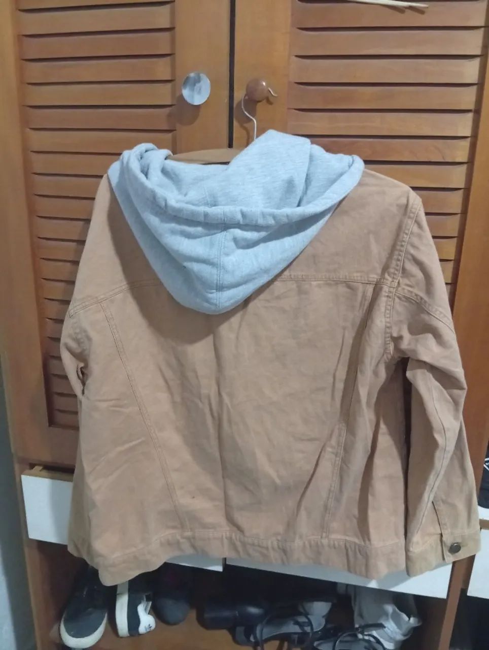 Jaqueta de sarja com capuz forever 21 - Foto 2