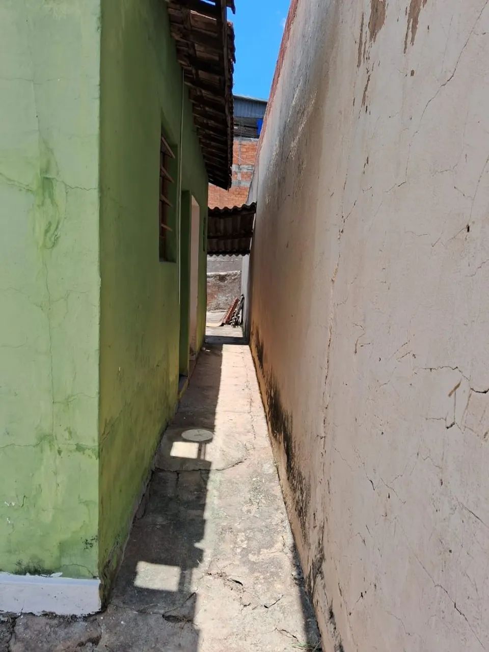 Casa a venda lote inteiro. - Foto 2
