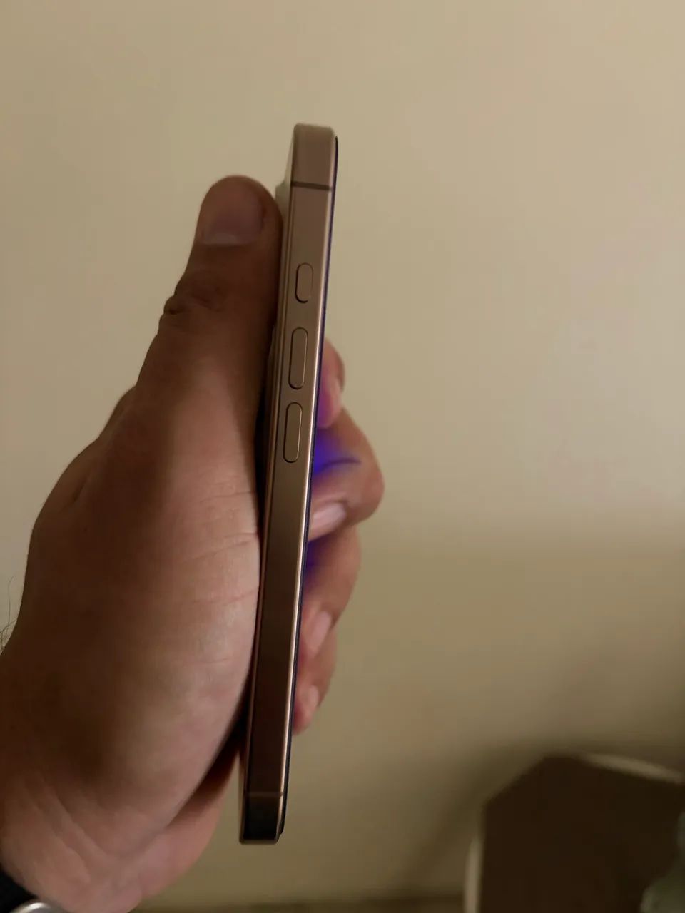 iPhone 16 pro 128 - Foto 4