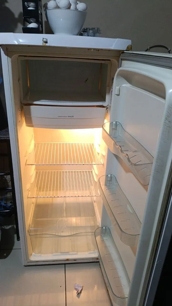 VENDE-SE GELADEIRA  - Foto 2