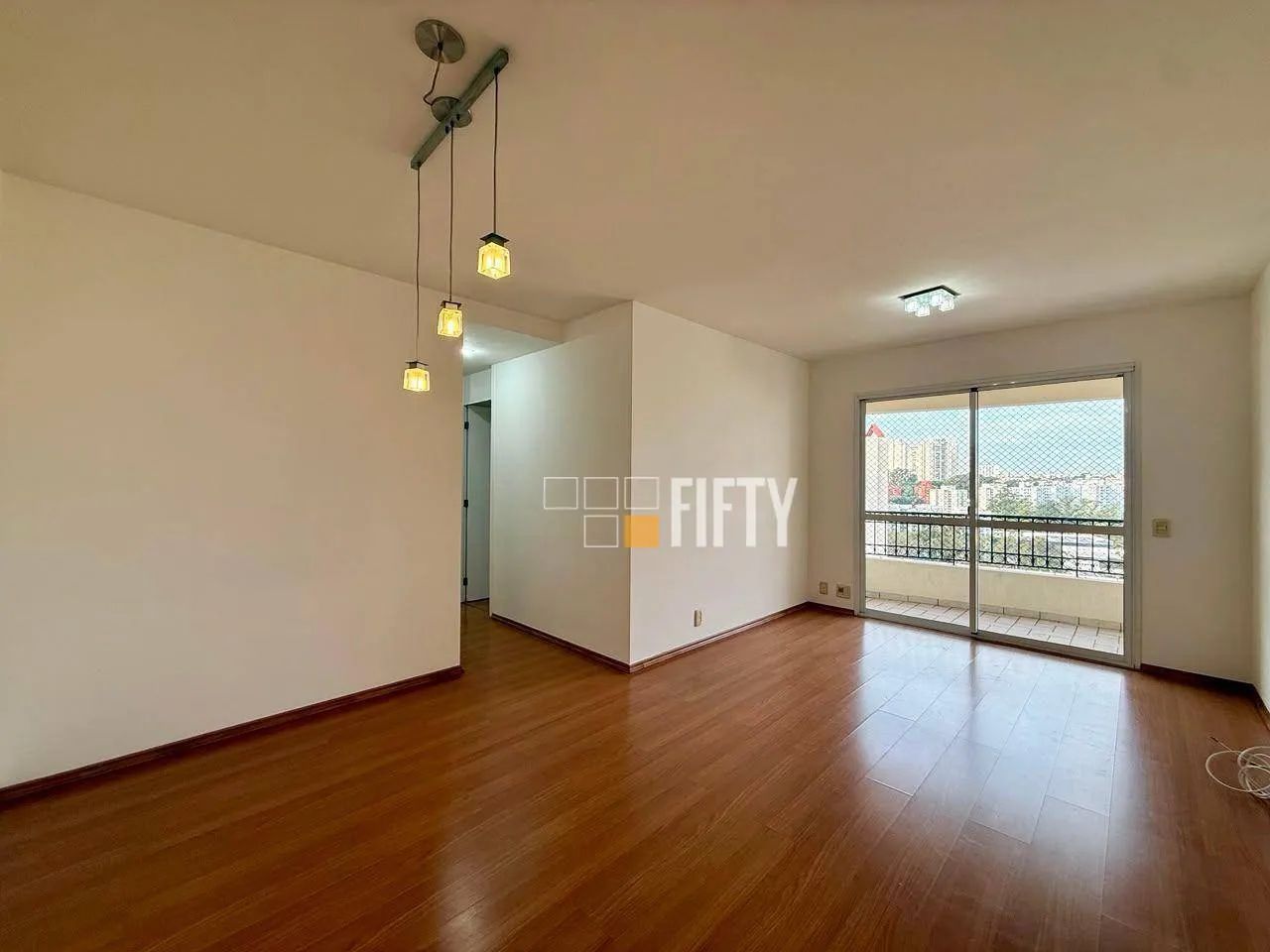 Apartamento com 3 dormitórios para alugar, 92 m²- Vila Sofia - São Paulo/SP