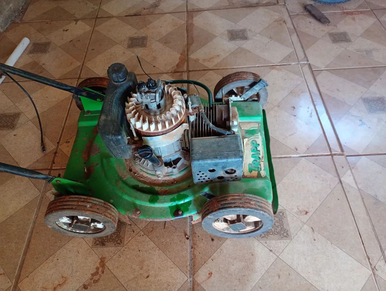 Máquina de corta grama - Foto 2