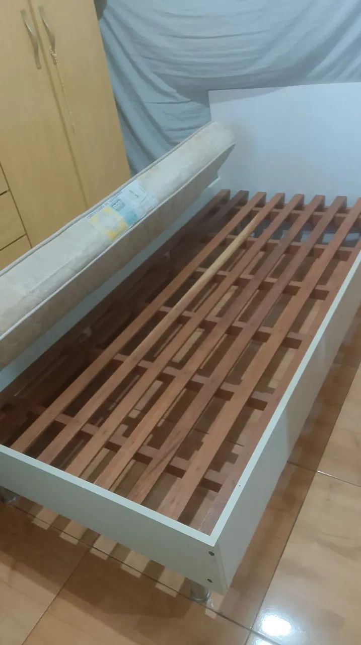 Cama de solteiro com colchão  - Foto 2