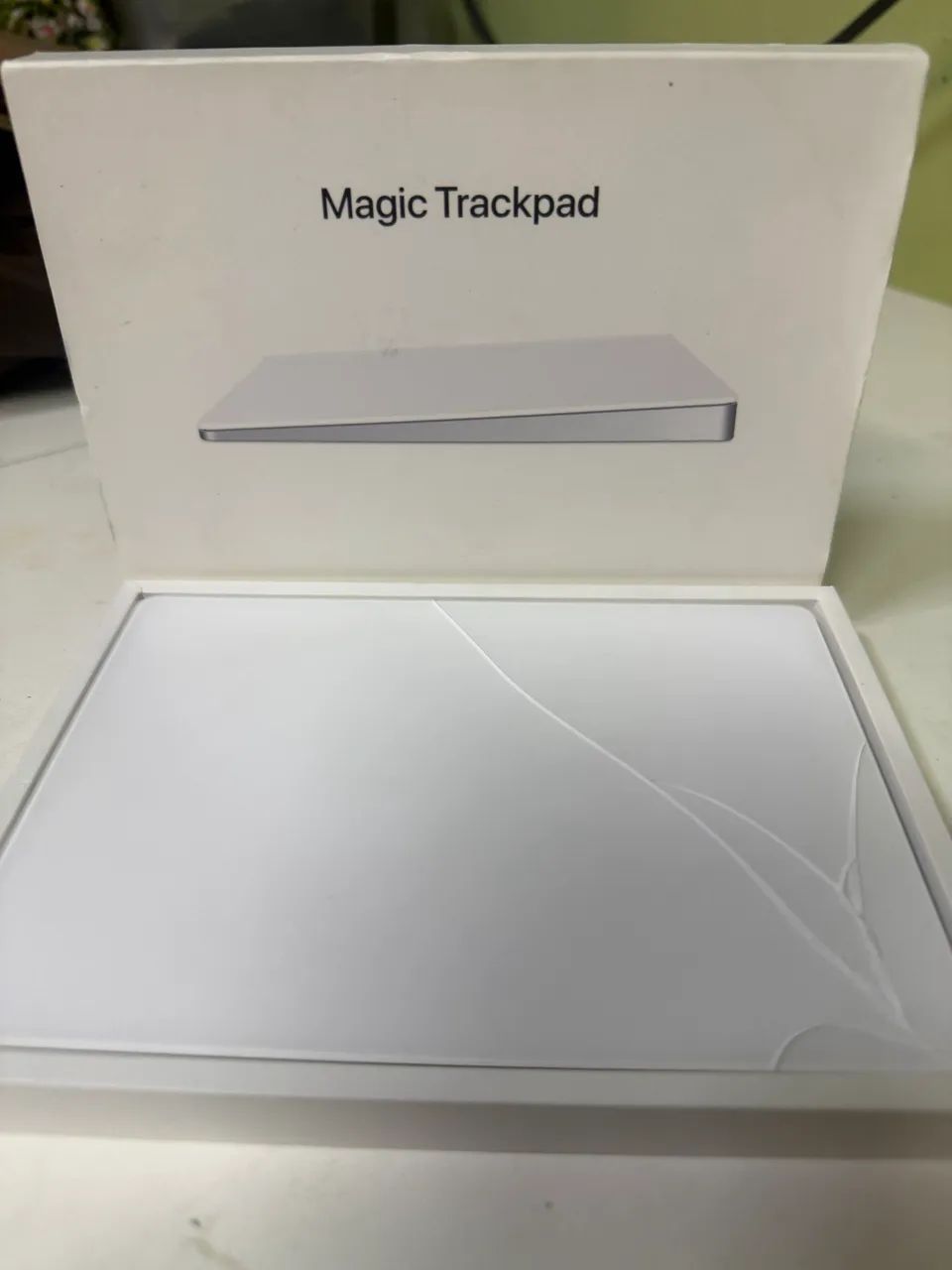 Magic Trackpad 2, LEIA