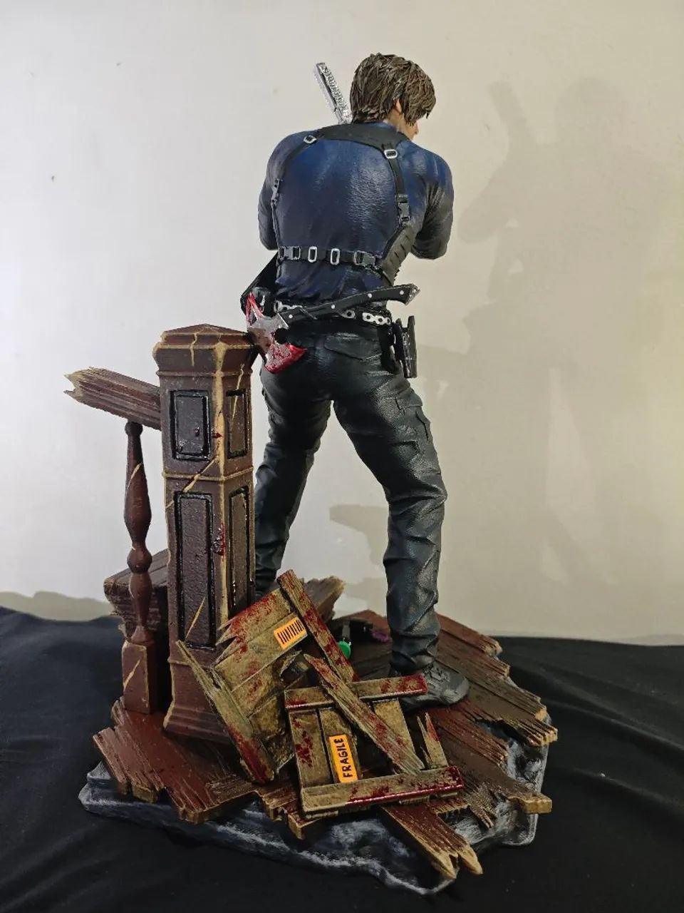 Figura 3D do Leon S Kenedy - Resident Evil Requiem  - Foto 3