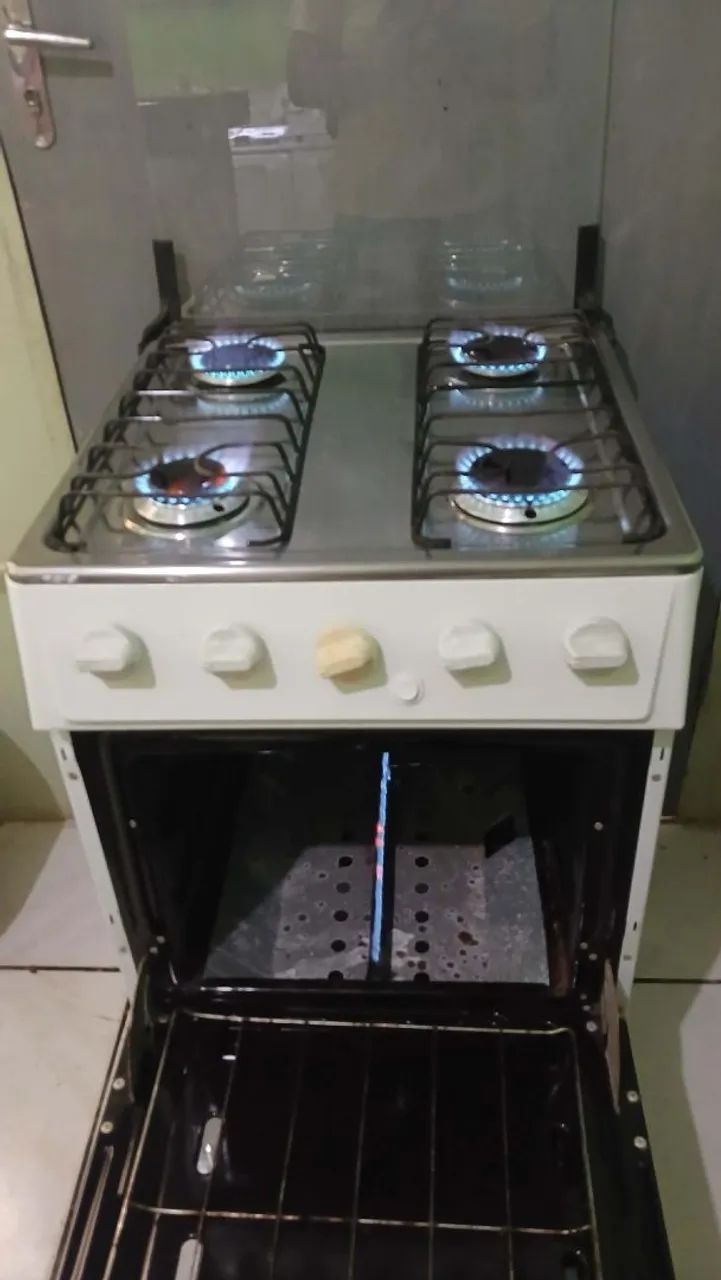 Selling this stove—it is not electric