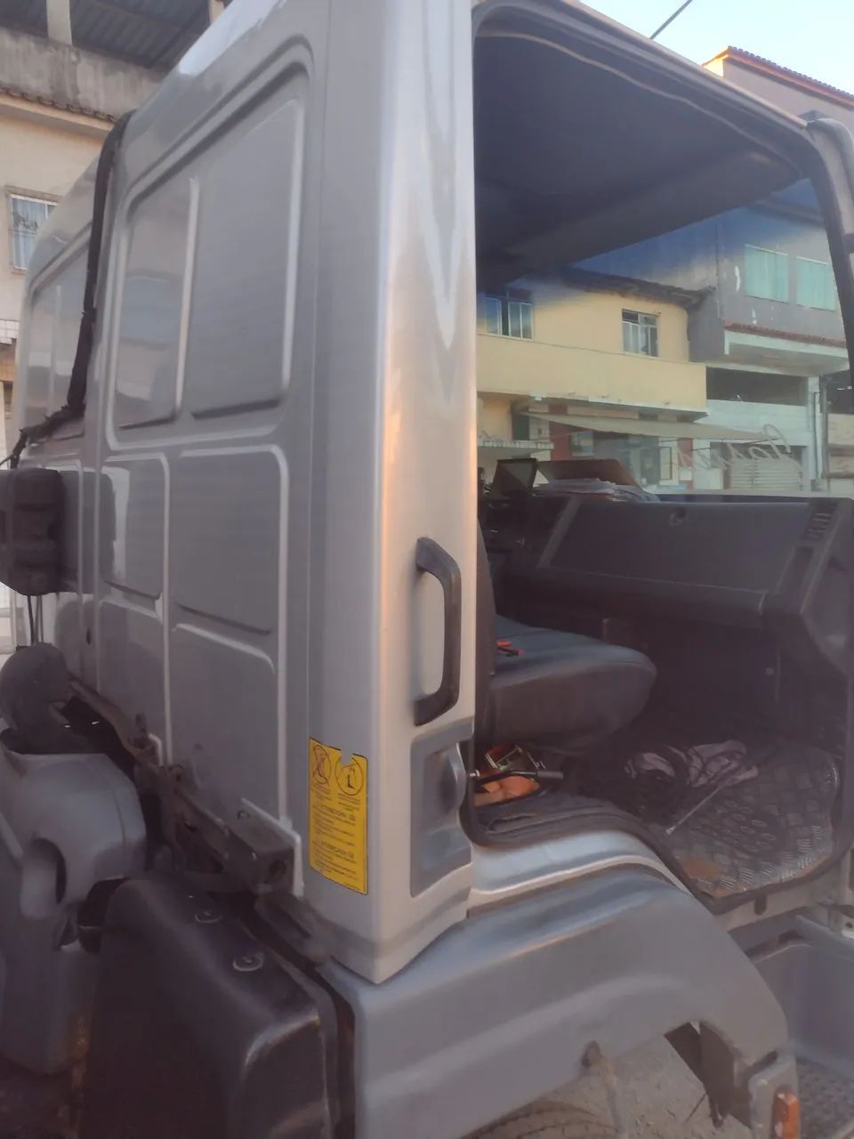 Ford cargo 712 baú  - Foto 2